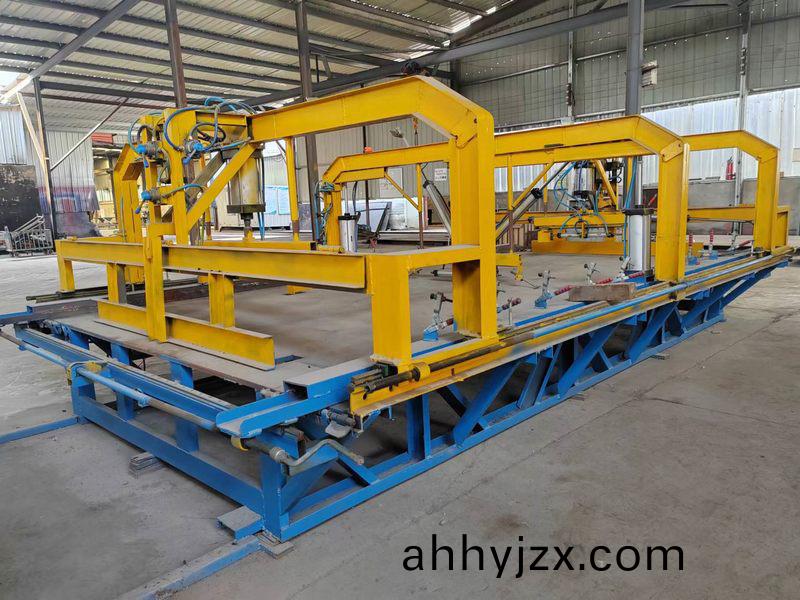 底(di)闆(ban)銲(han)接(jie)工(gong)裝(zhuang)